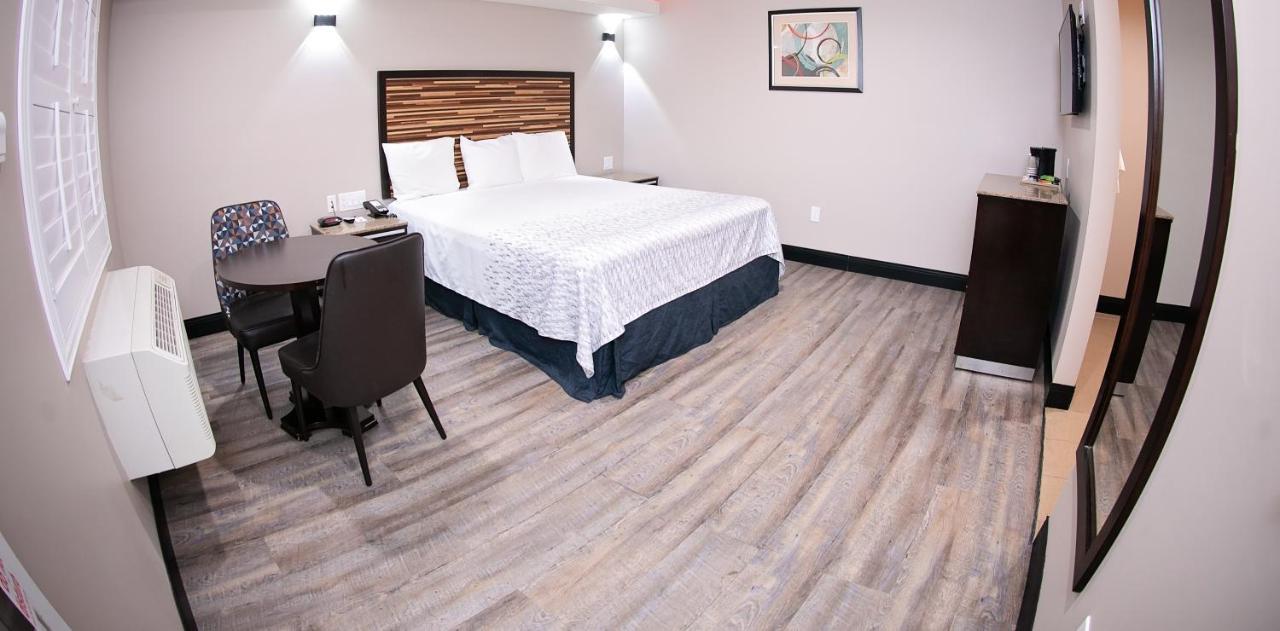 Diamond Bell Inn & Suites Exterior photo